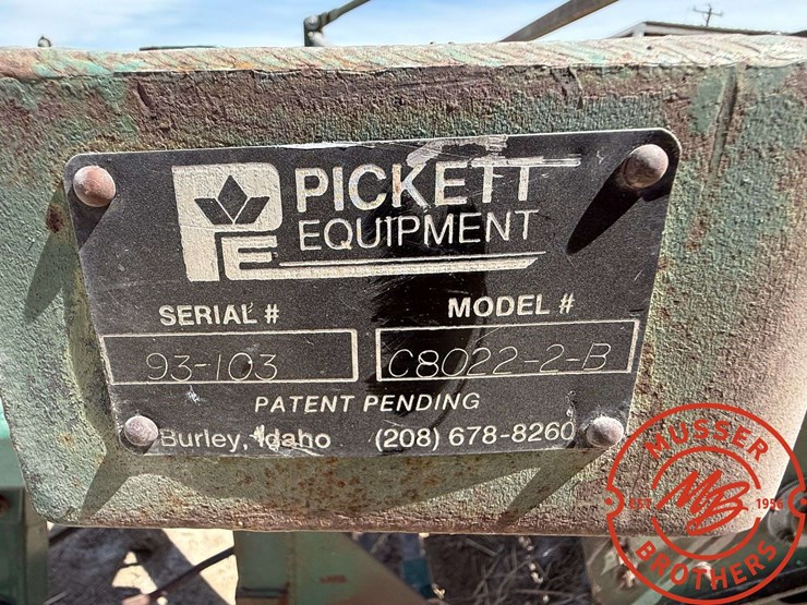 1993-pickett-12-row-bean-cutter-image-6