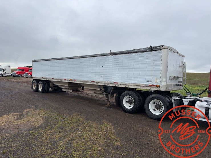 1992-wilson-grain-trailer-image-1