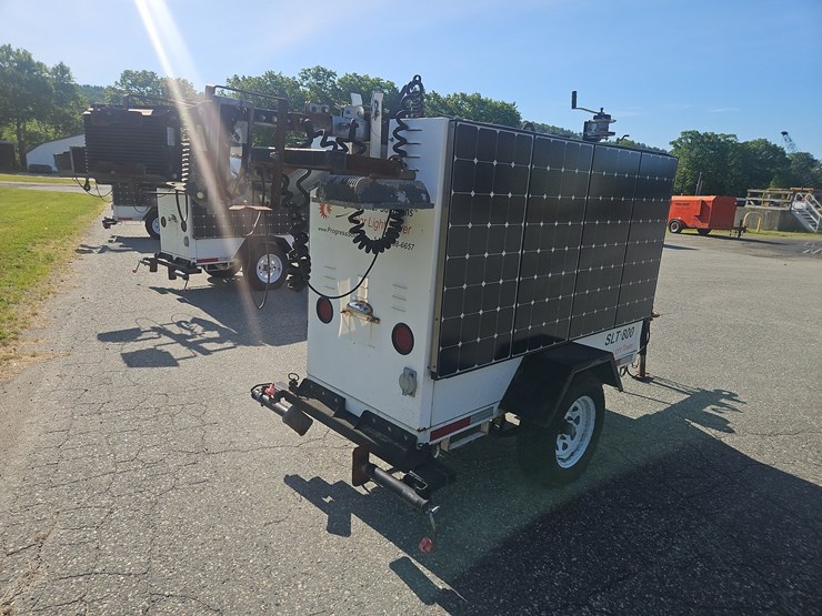 2012-progress-slt800-solar-tow-behind-light-tower-image-4