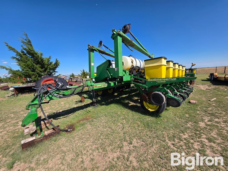 john-deere-1770-image-1