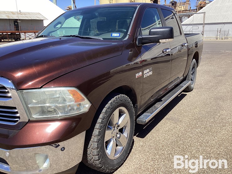 2015-ram-1500-lone-star-image-11