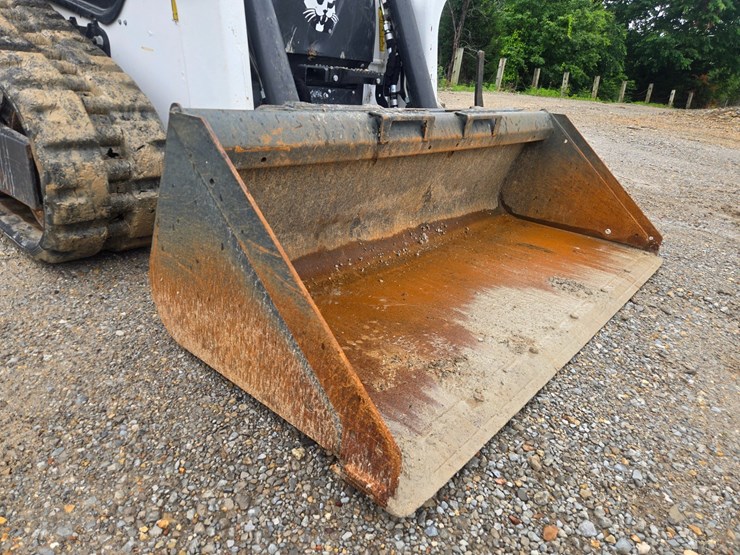 2023-bobcat-t76-image-51