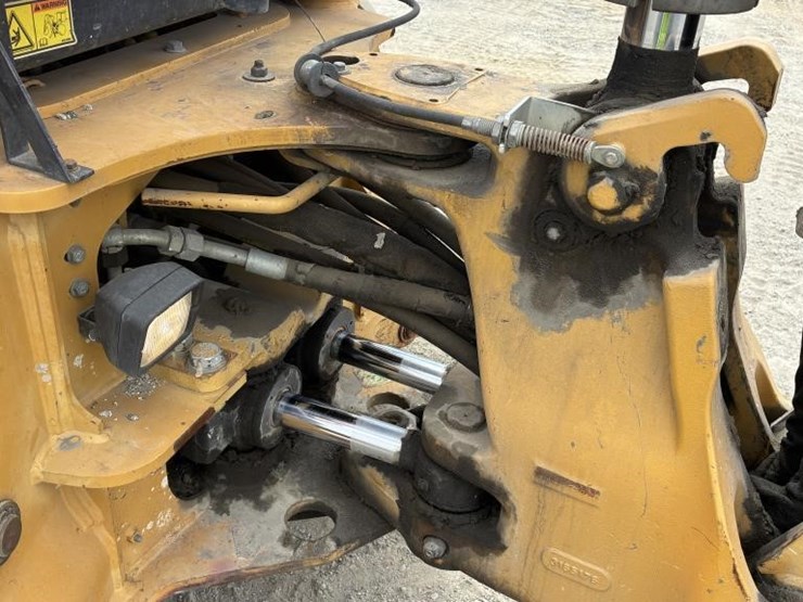 2008-caterpillar-430e-image-21