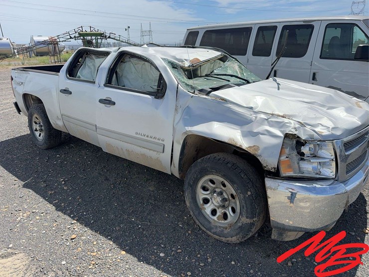 2008-chevrolet-1500-image-3