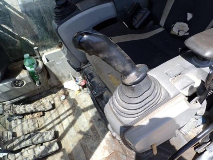 2014-caterpillar-320el-image-16