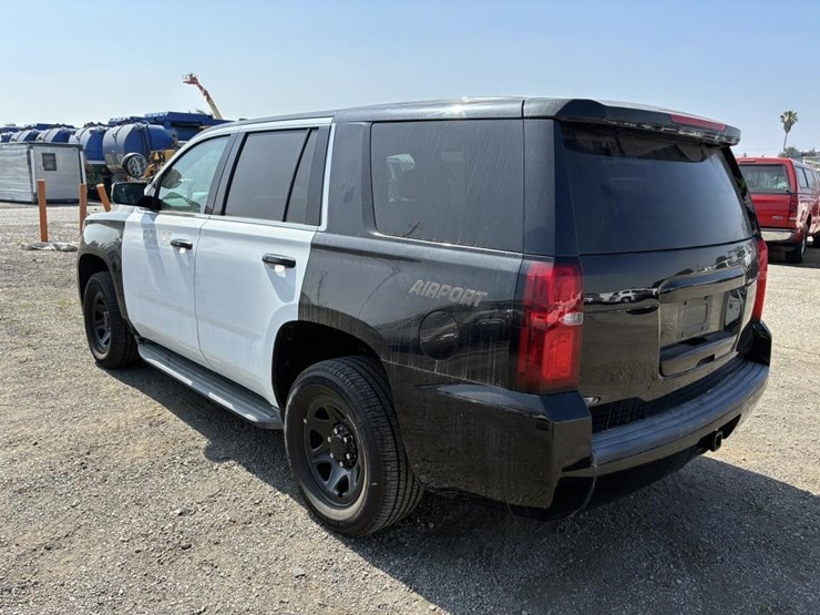 2018-chevrolet-tahoe-image-4