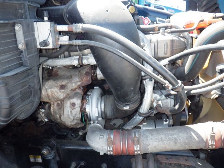 2014-freightliner-cascadia-125-evolution-image-30