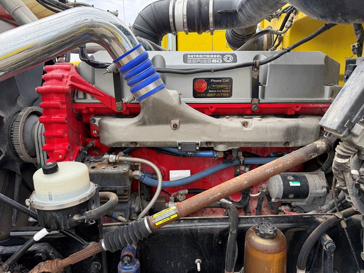 2014-peterbilt-389-image-9