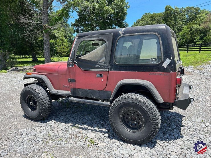 1994-jeep-wrangler-image-2
