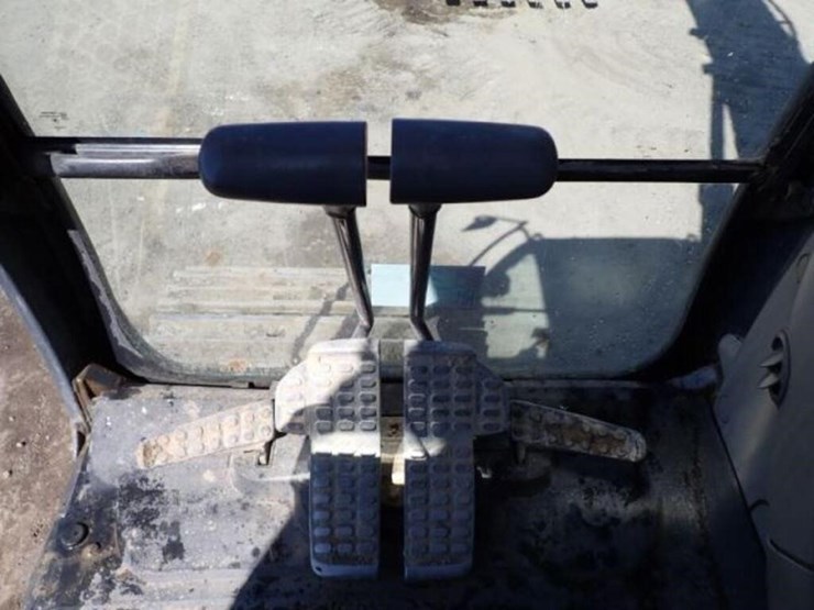 2009-deere-350d-lc-image-11
