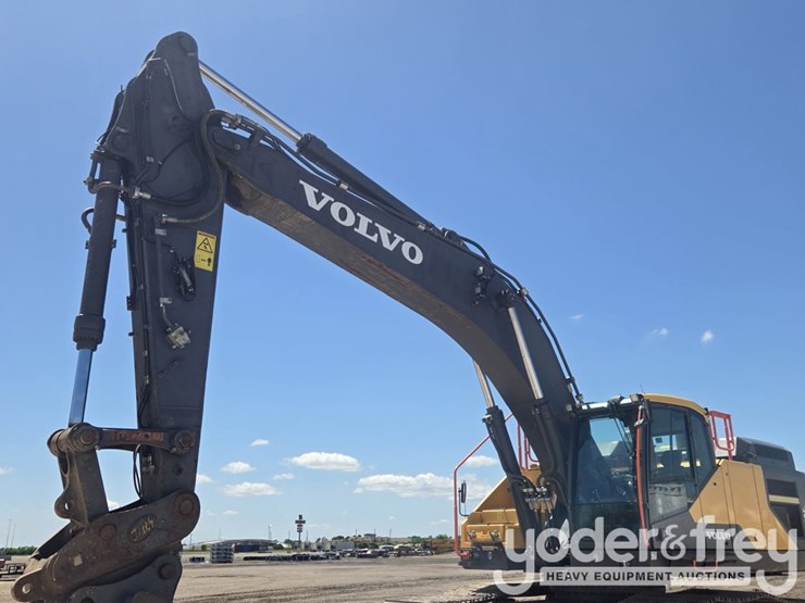 2022-volvo-ec350el-image-22