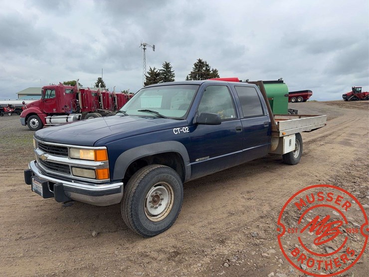 2000-chevrolet-k3500-image-8