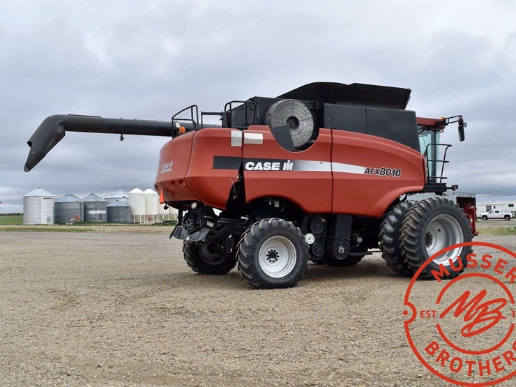 2005-case-ih-8010-image-11