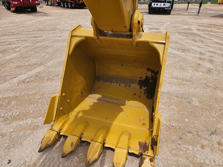 2021-caterpillar-336d2-image-6
