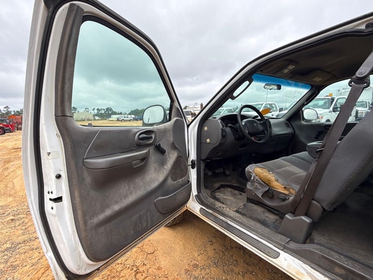 2002-ford-f150-image-11