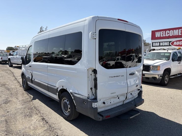 2017-ford-transit-image-4