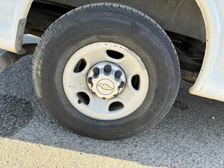 2014-chevrolet-express-3500-image-5