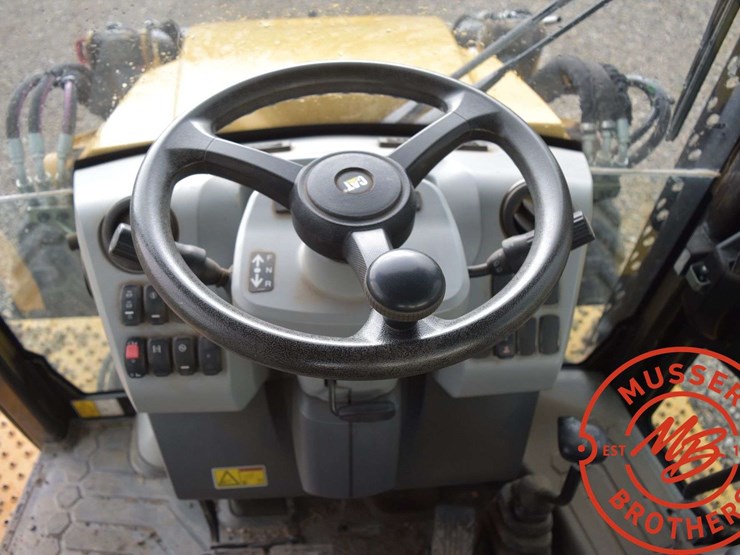 2016-caterpillar-420f2-it-image-22
