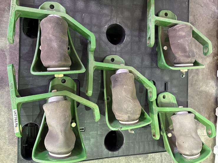 john-deere-planter-down-pressure-air-bags-w/single-valve-&-brackets-image-5