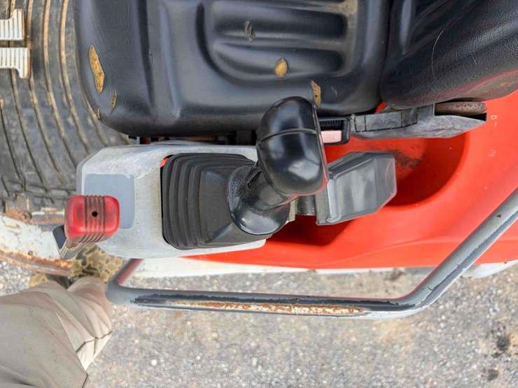 kubota-kx121-3st-image-17