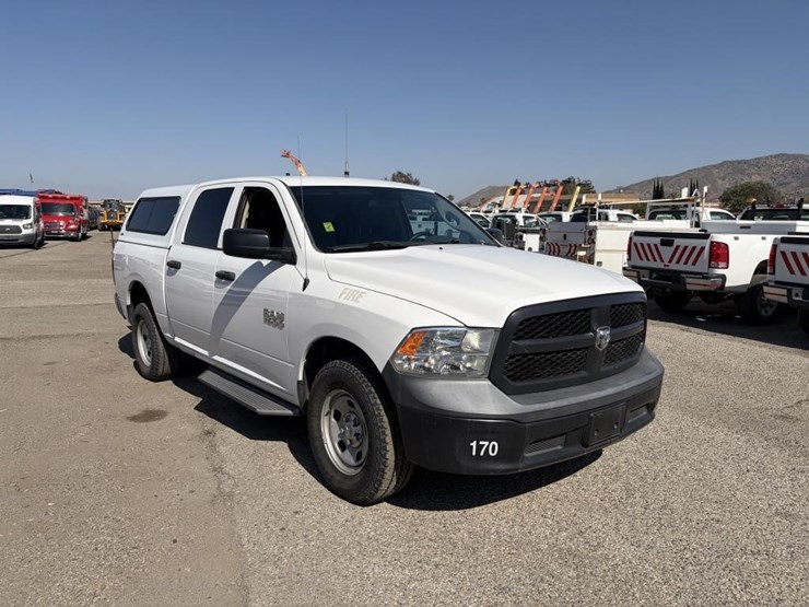 2015-dodge-ram-1500-image-2