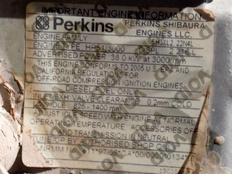 2006-caterpillar-216b-image-29