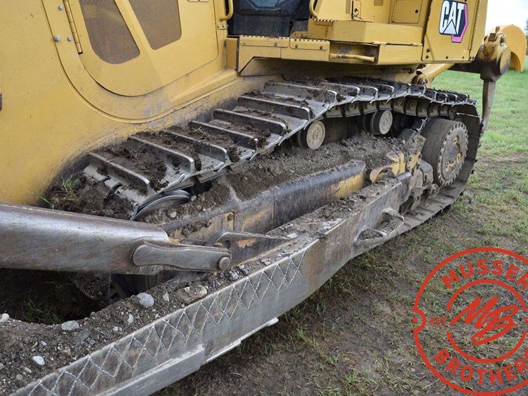 2010-caterpillar-d7e-image-31