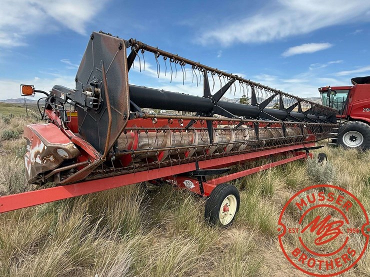 case-ih-7010-image-24