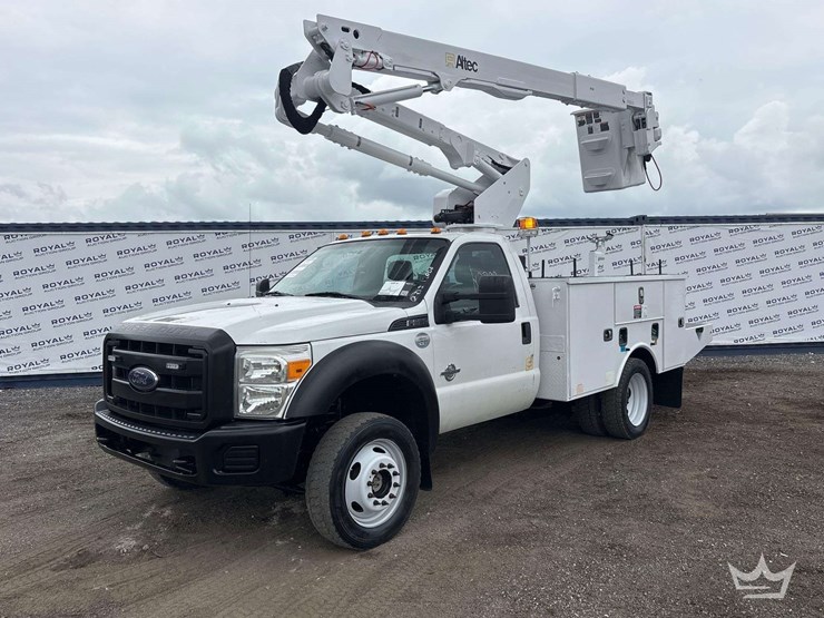 2015-ford-f550-image-1