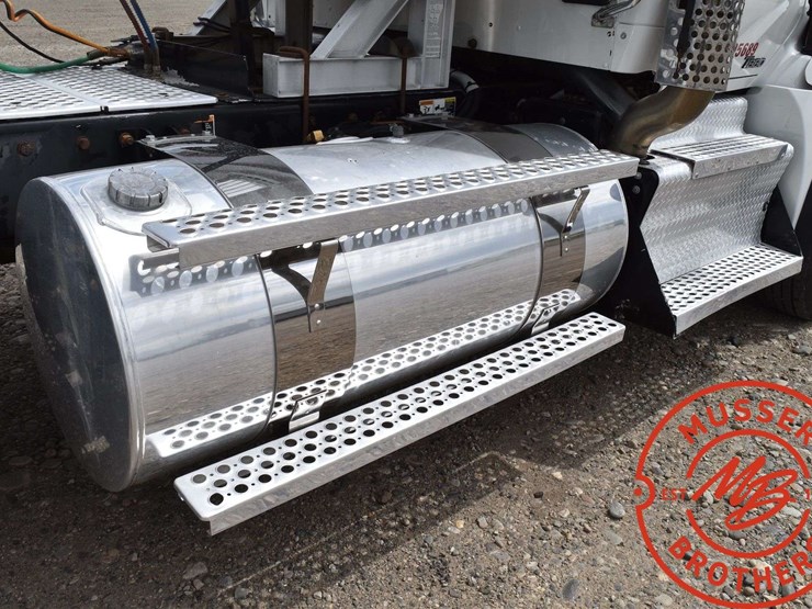 2016-kenworth-t880-image-20