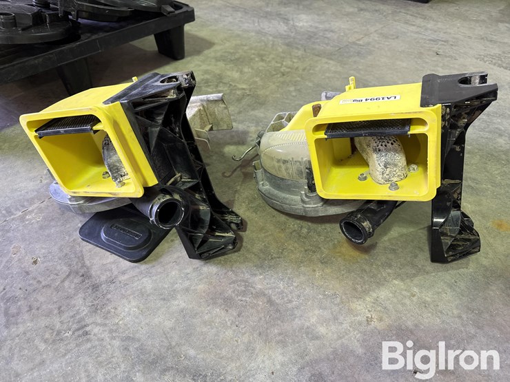 john-deere-planter-units-covers,-handles,-drives-image-8