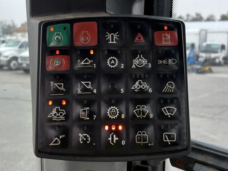 2019-deere-624l-image-25