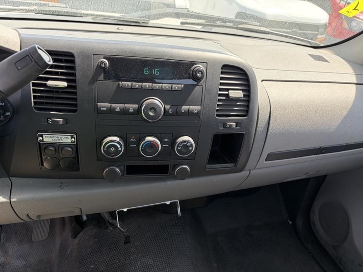 2008-chevrolet-silverado-1500-image-15