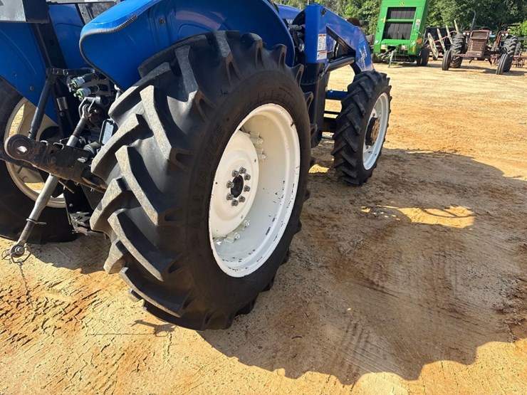 new-holland-45-image-8