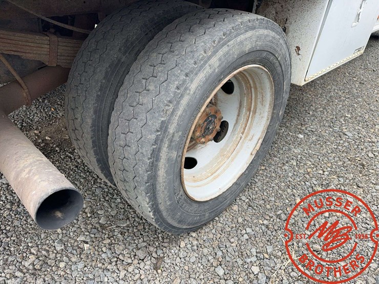 1999-ford-f450-image-13