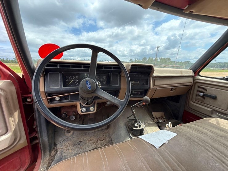 1989-ford-f600-image-10