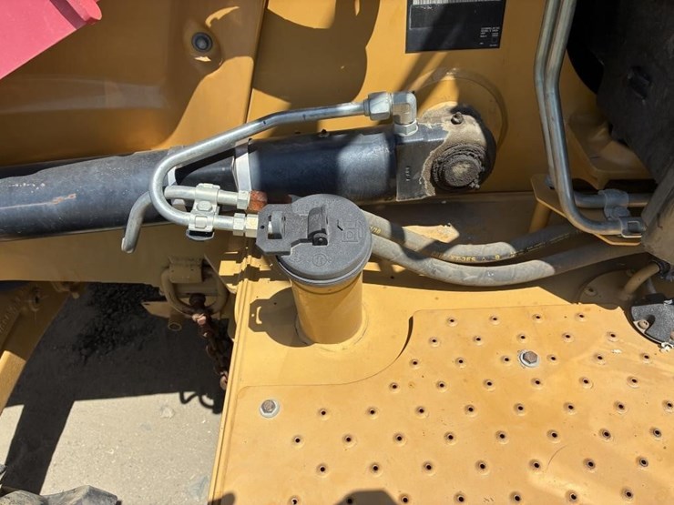 2008-caterpillar-430e-image-14