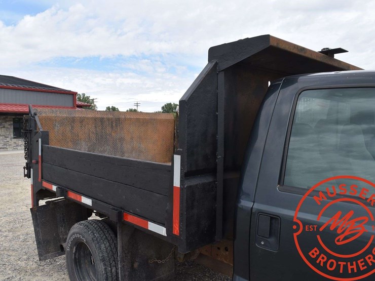 2006-ford-f350-image-17