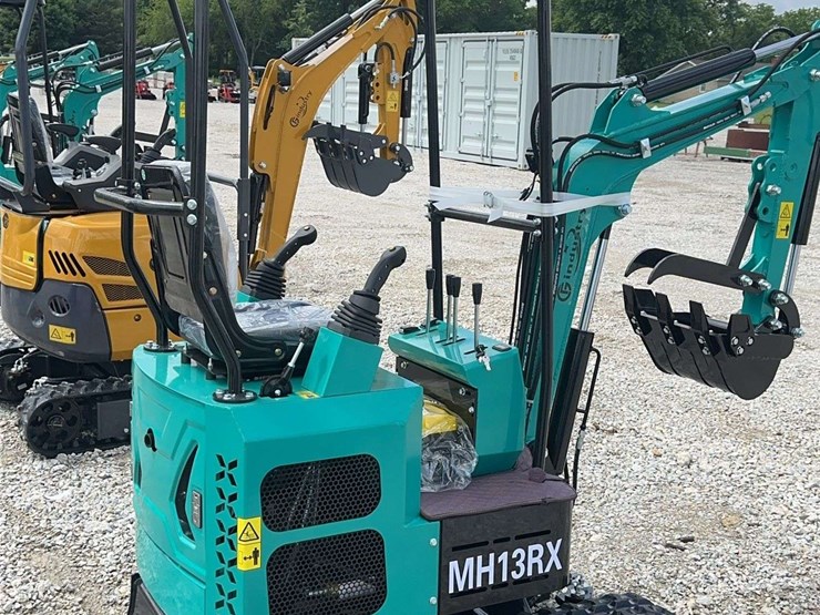 gindustry-cfg-industrial-mh13rx-mini-excavator-image-10