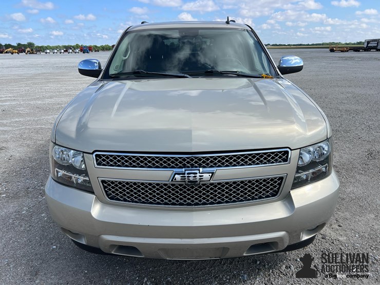 2008-chevrolet-tahoe-ltz-image-2