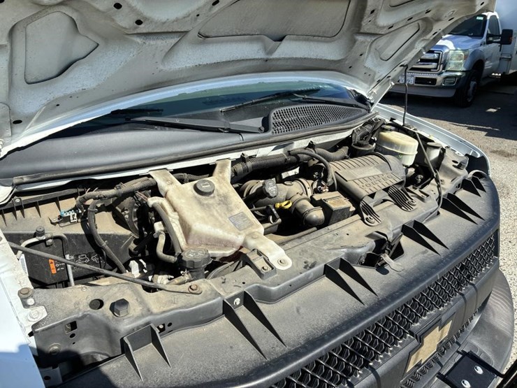 2014-chevrolet-express-3500-image-7