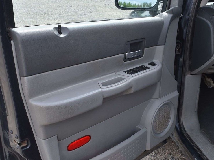 2007-dodge-durango-image-18