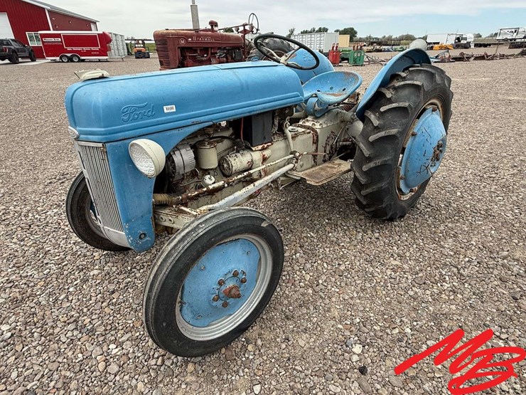 ford-8n-image-1