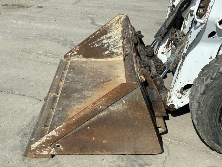 2023-bobcat-s590-image-5