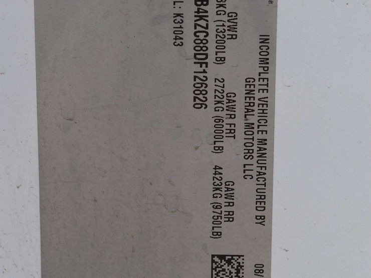 2013-chevrolet-3500-image-50