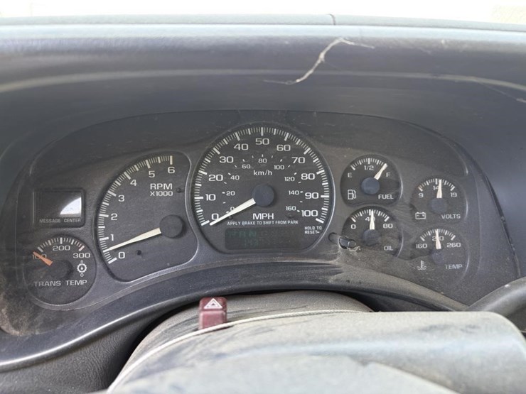 2001-chevrolet-2500hd-image-15