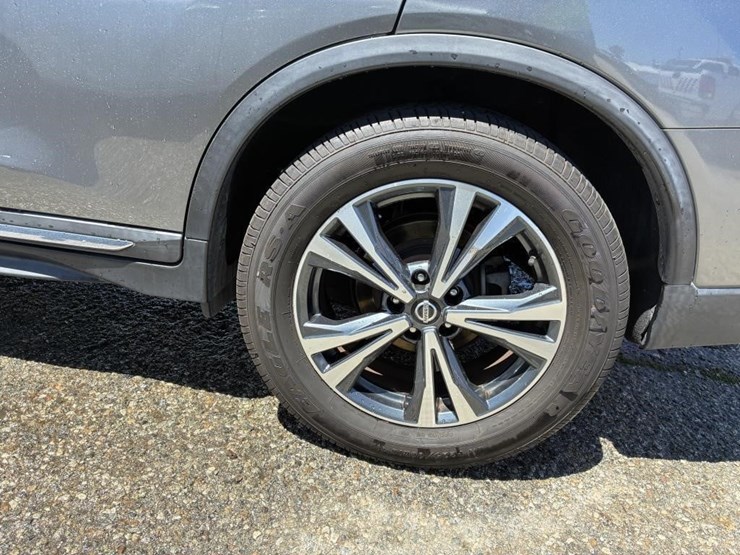 2018-nissan-rogue-image-5