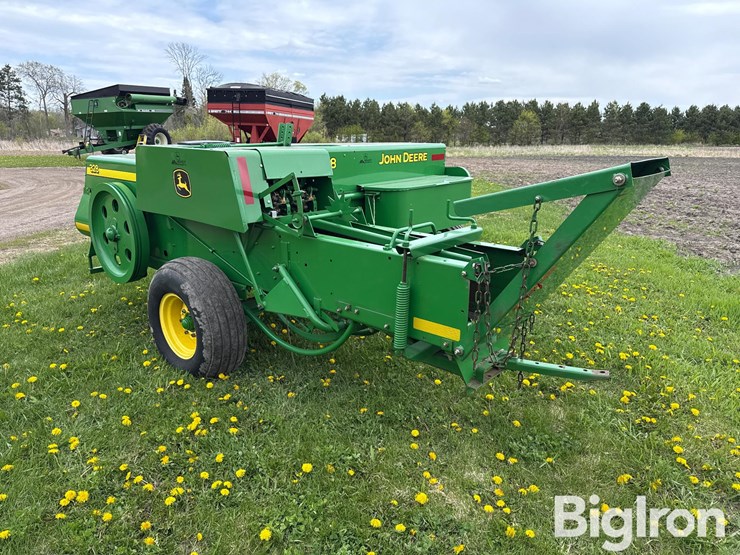 2005-john-deere-328t-small-square-baler-image-7