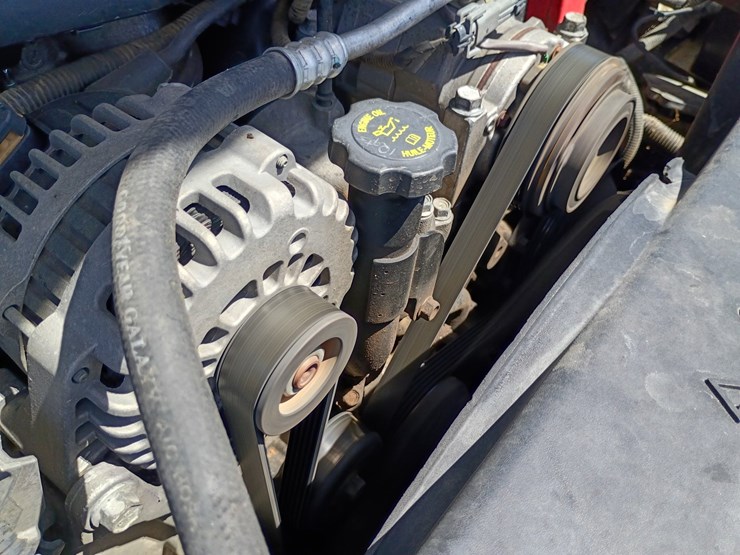 2005-gmc-sierra-2500-image-24