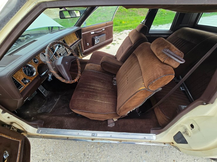 #24004-•-1984-buick-lesabre-passenger-car-image-48